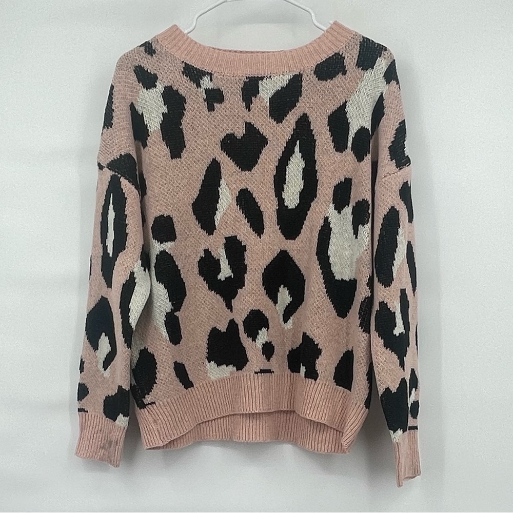 Debut nwt boutique pink oversized leopard print sweater